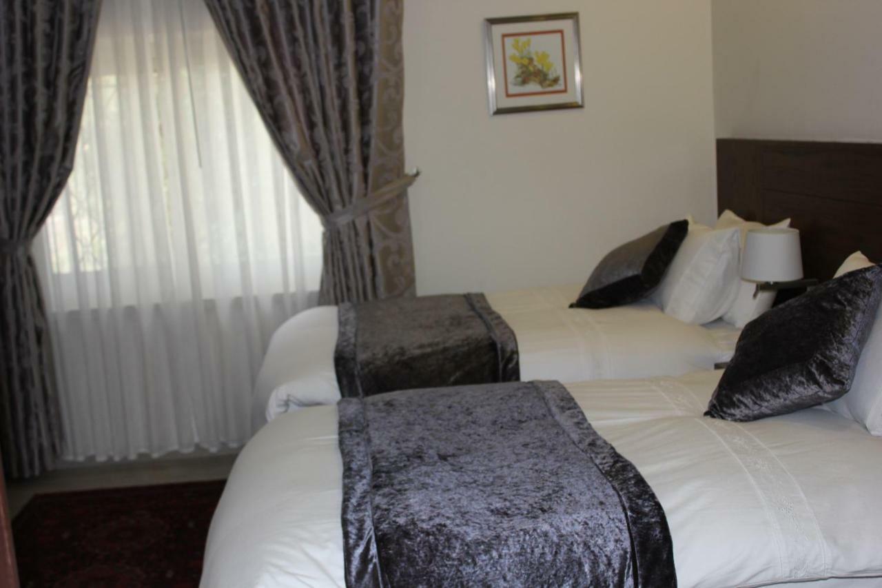 Lavender Boutique Hotel Рамала Екстериор снимка